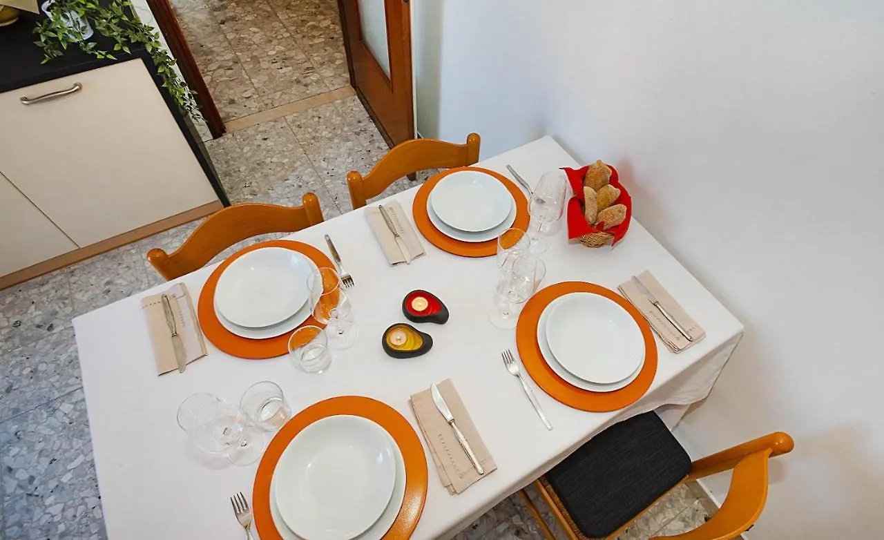 Apartment Ferienwohnung Residenza Dalia&Lea Verona Italien
